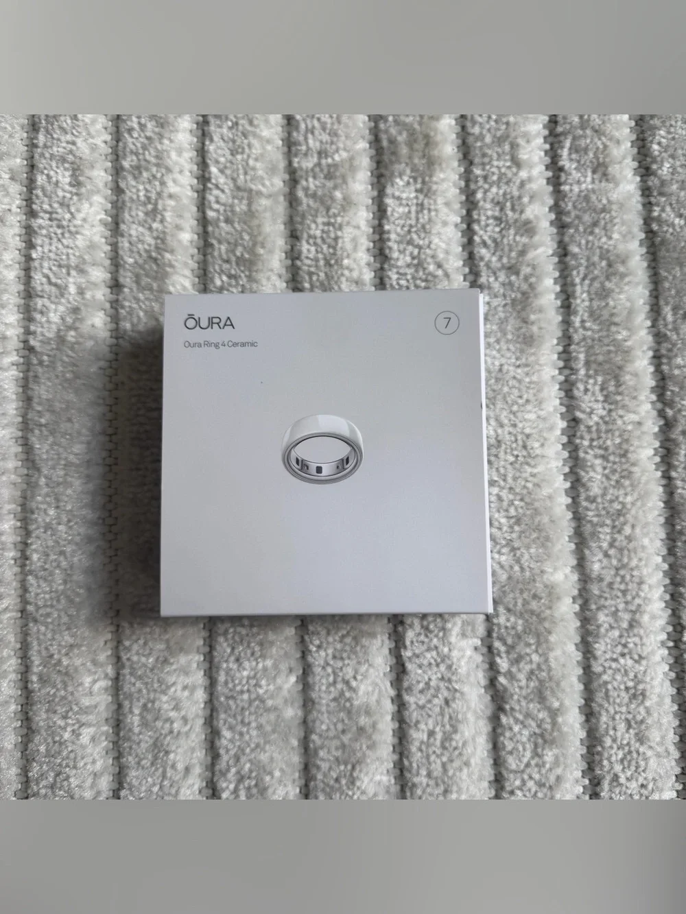 Oura Ring 4 Ceramic- Cloud